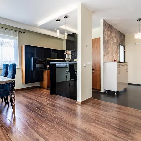 Orkana Chic By Bookinghost Катовице