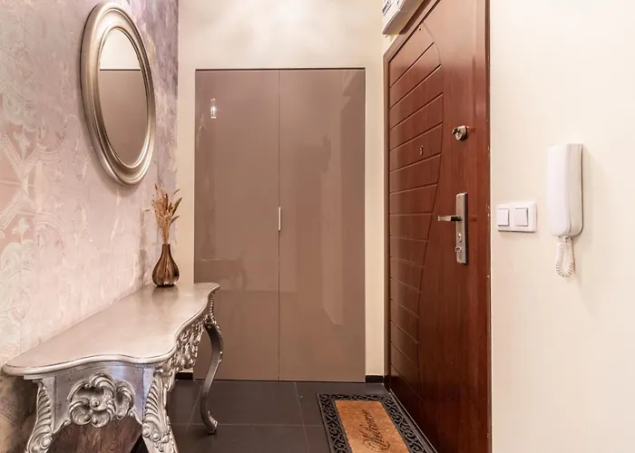 Orkana Chic By Bookinghost * Катовице